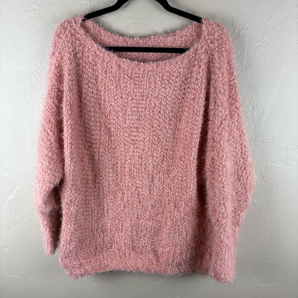 Cozy Peach Pink Women's Eyelash Sweater Size Small Oversized